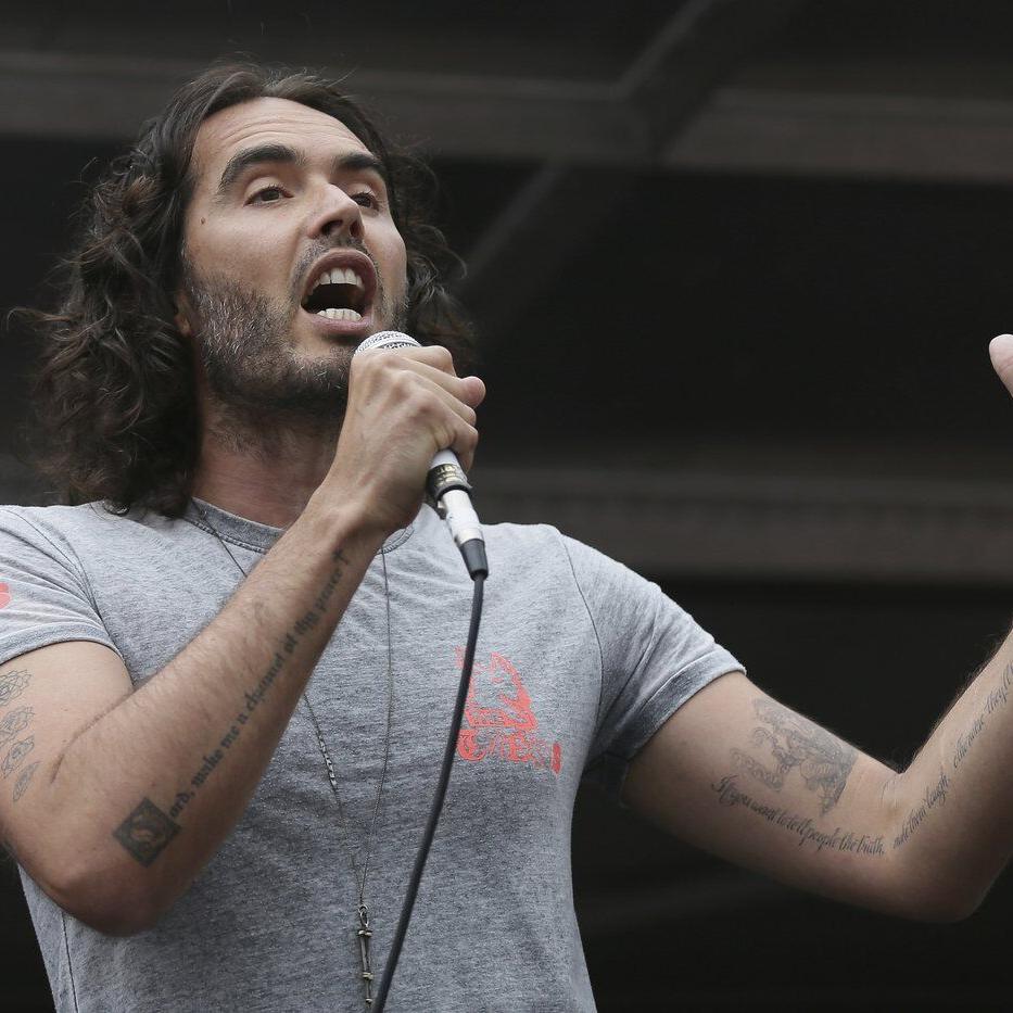 BBC apologizes to staff who felt they were unable to raise concerns about comedian Russell Brand